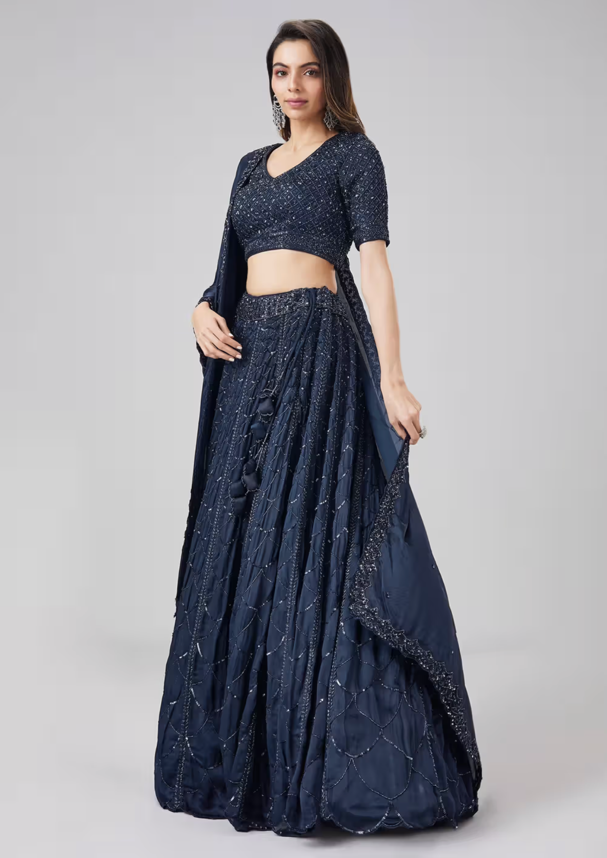 Outfit and mood inspiration for India · Reception - Women